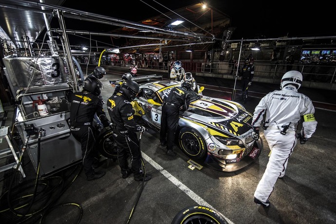 nachtelijke pitstop.jpg